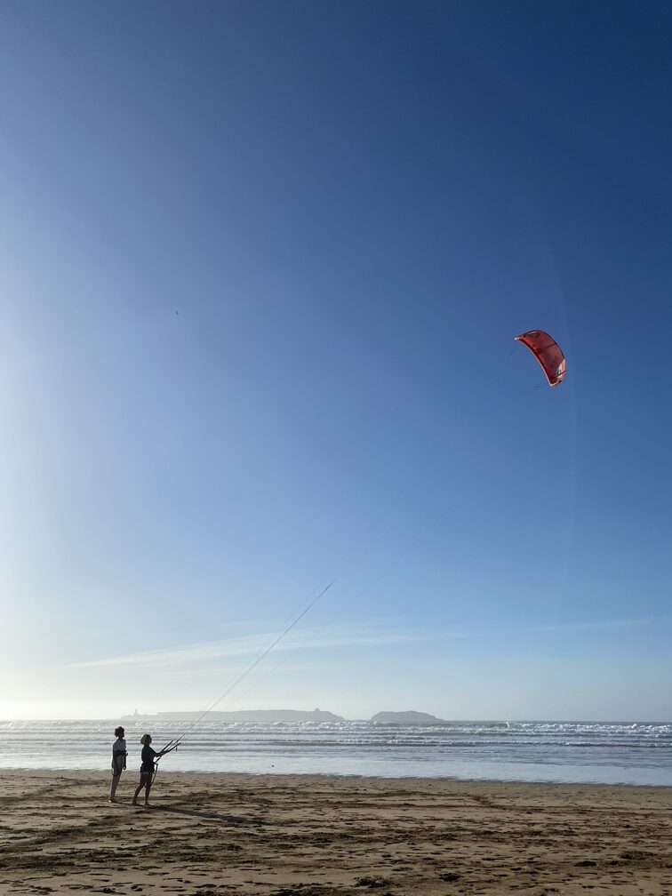 Kitesurfer am Beach von Essaouira