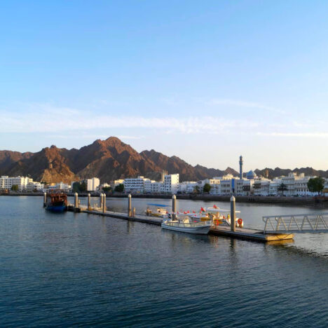 Von der Wüste bis zum Meer: Eine Rundreise durch den Oman