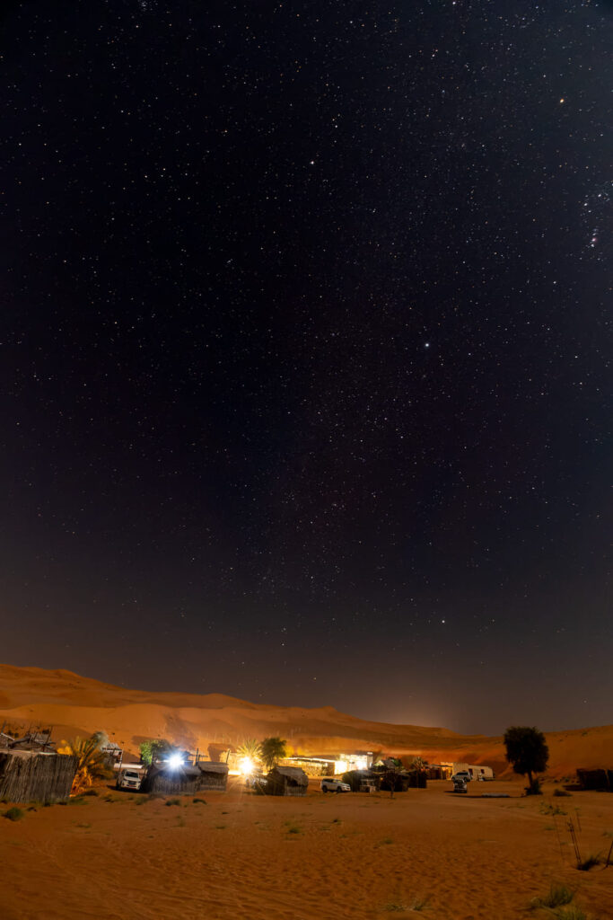 Nomadic Desert Camp bei Nacht
