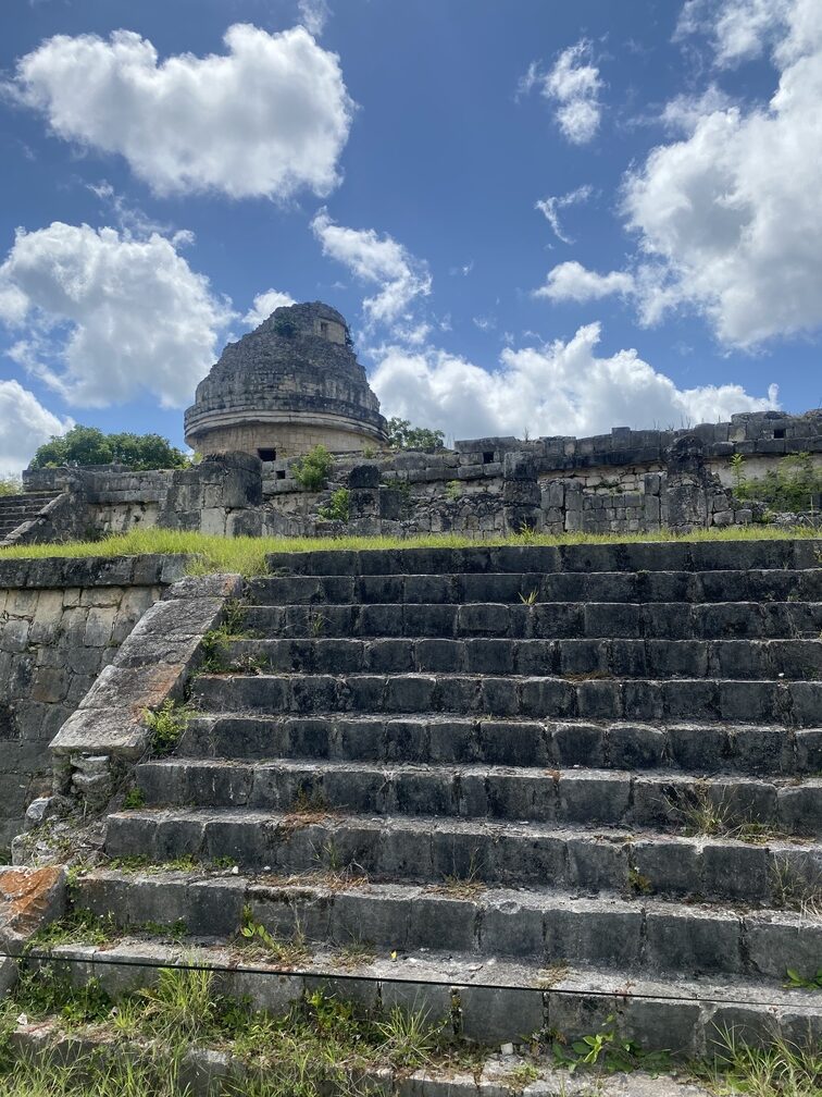 Treppen und Details in Chichén Itzá