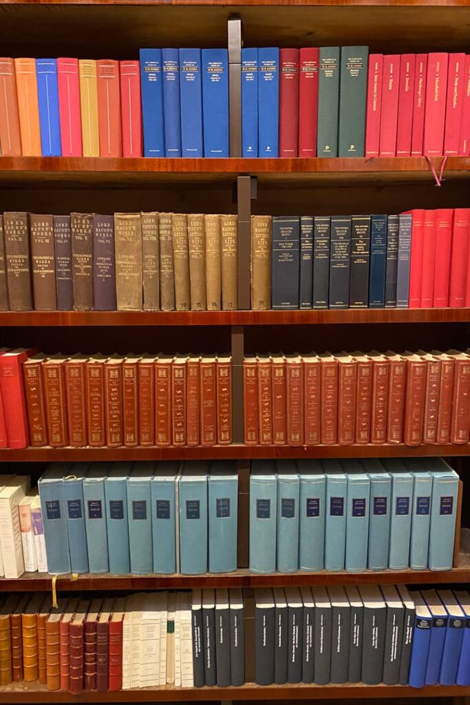 Finnische Nationalbibliothek - Bücher