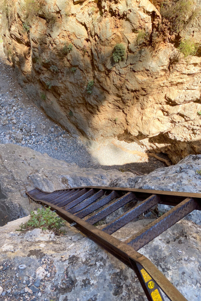 Stahlleiter in der Aradena-Schlucht