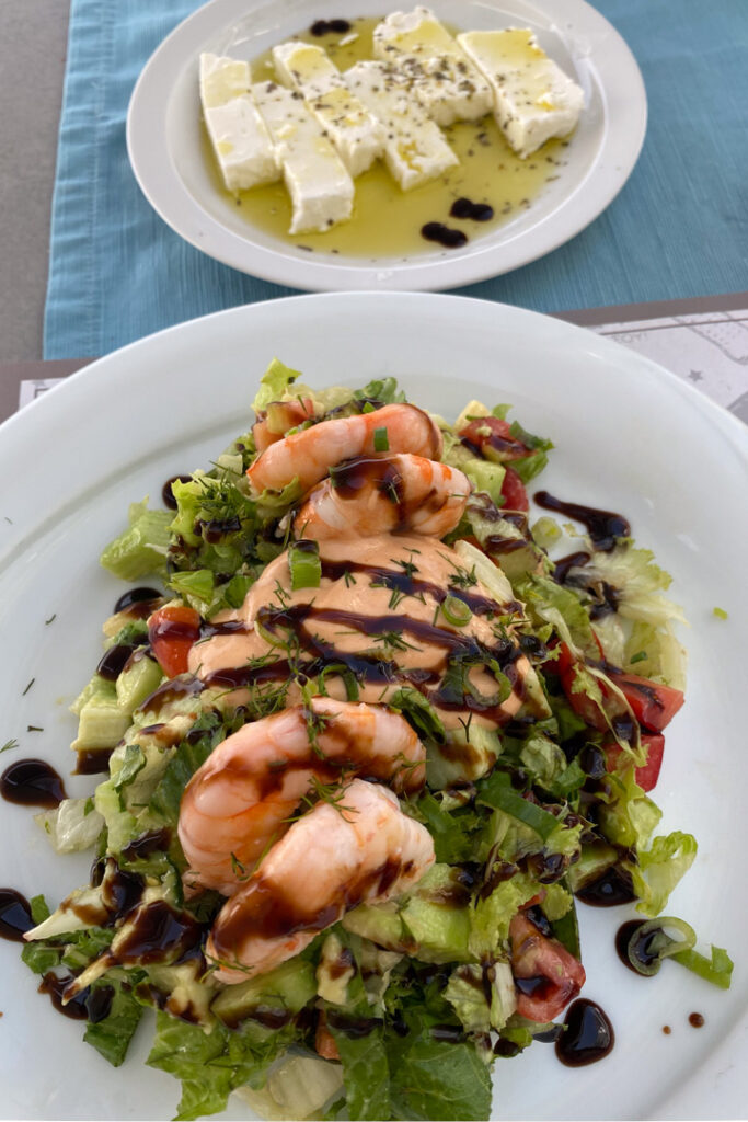 Shrimps-Salat mit Feta