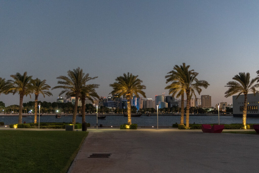 Doha Skyline bei Nacht