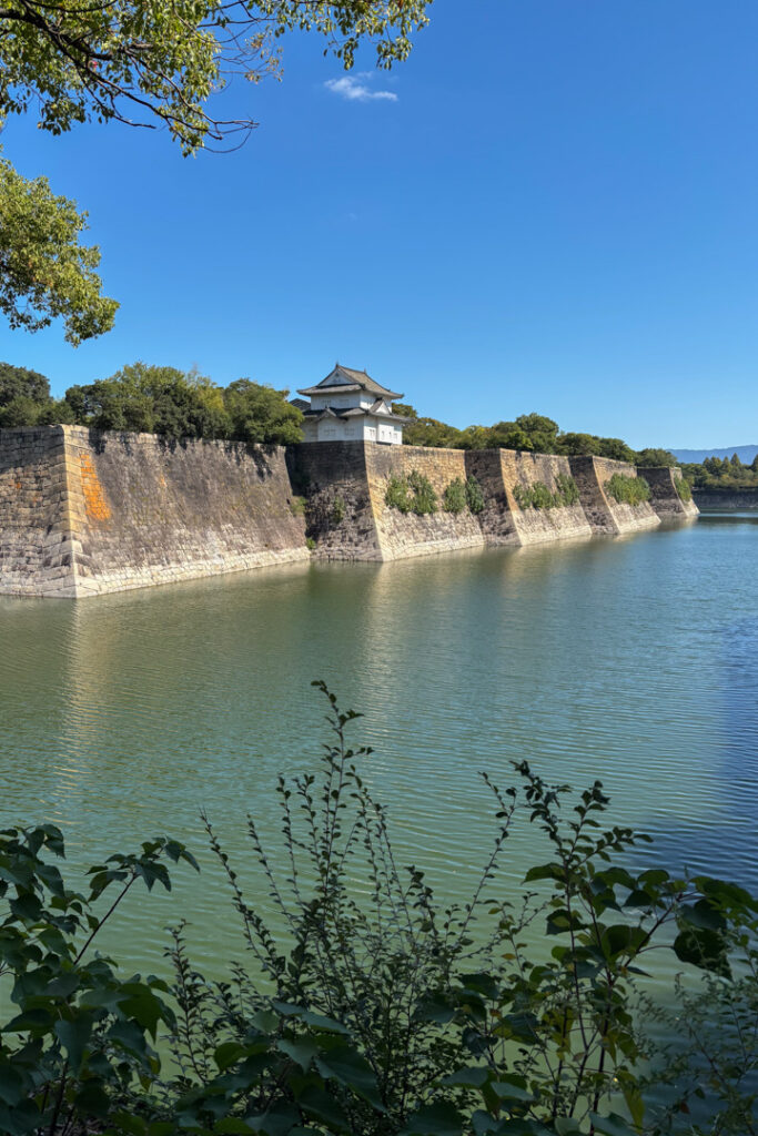 Wassergraben am Osaka Castle