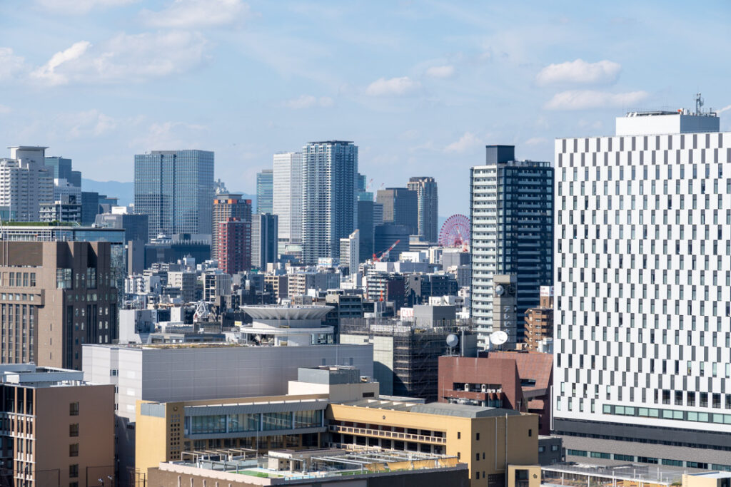 Osaka Reisetipps - Ausblick vom Osaka Castle auf die Stadt