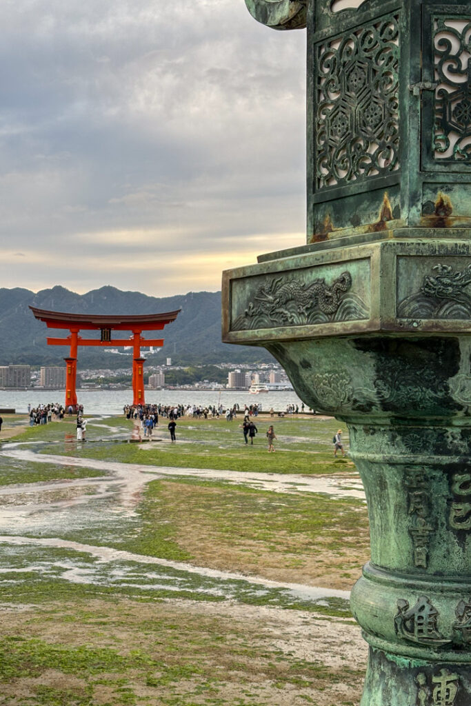 Torii Gate bei Ebbe