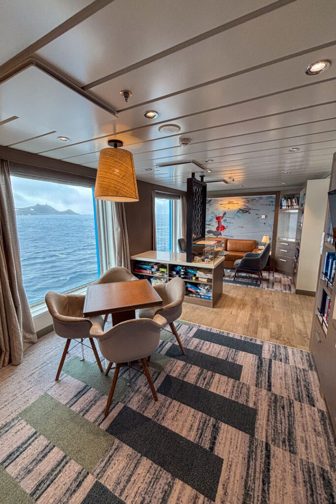 Bibliothek auf der Ocean Albatros