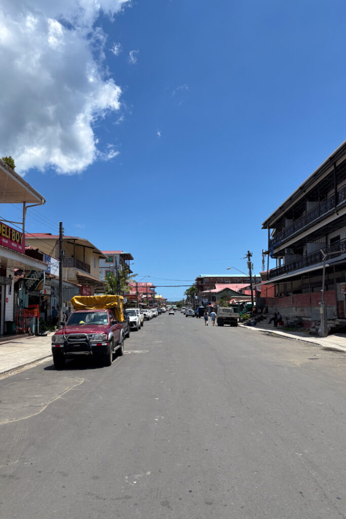 Straße in Bocas Town